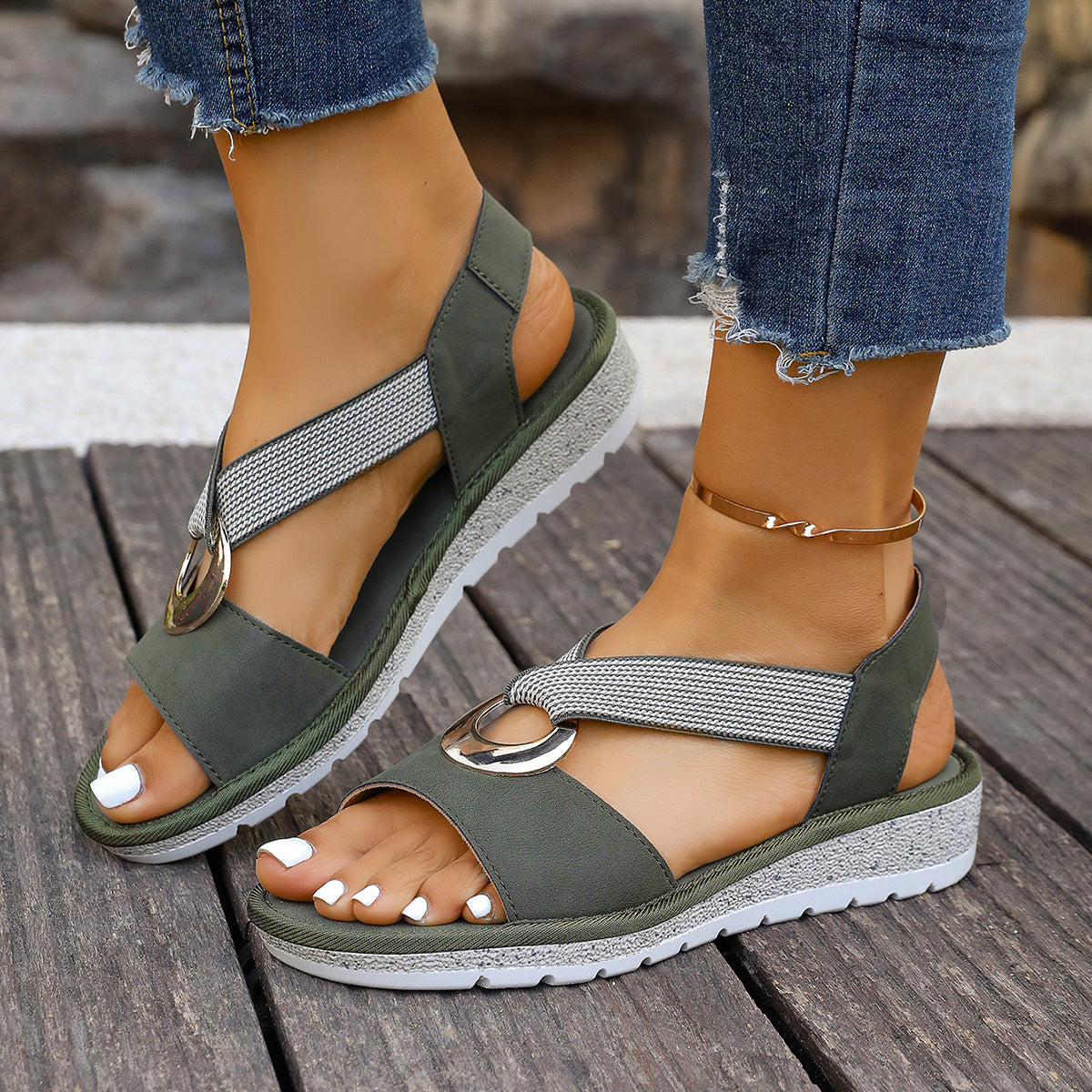 Sandales "Louna" — Nu-pieds Bohèmes à Anneau Métallique