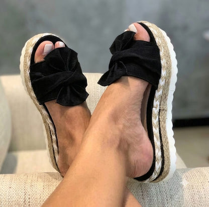 Camélia – Mules Compensées Confort & Style