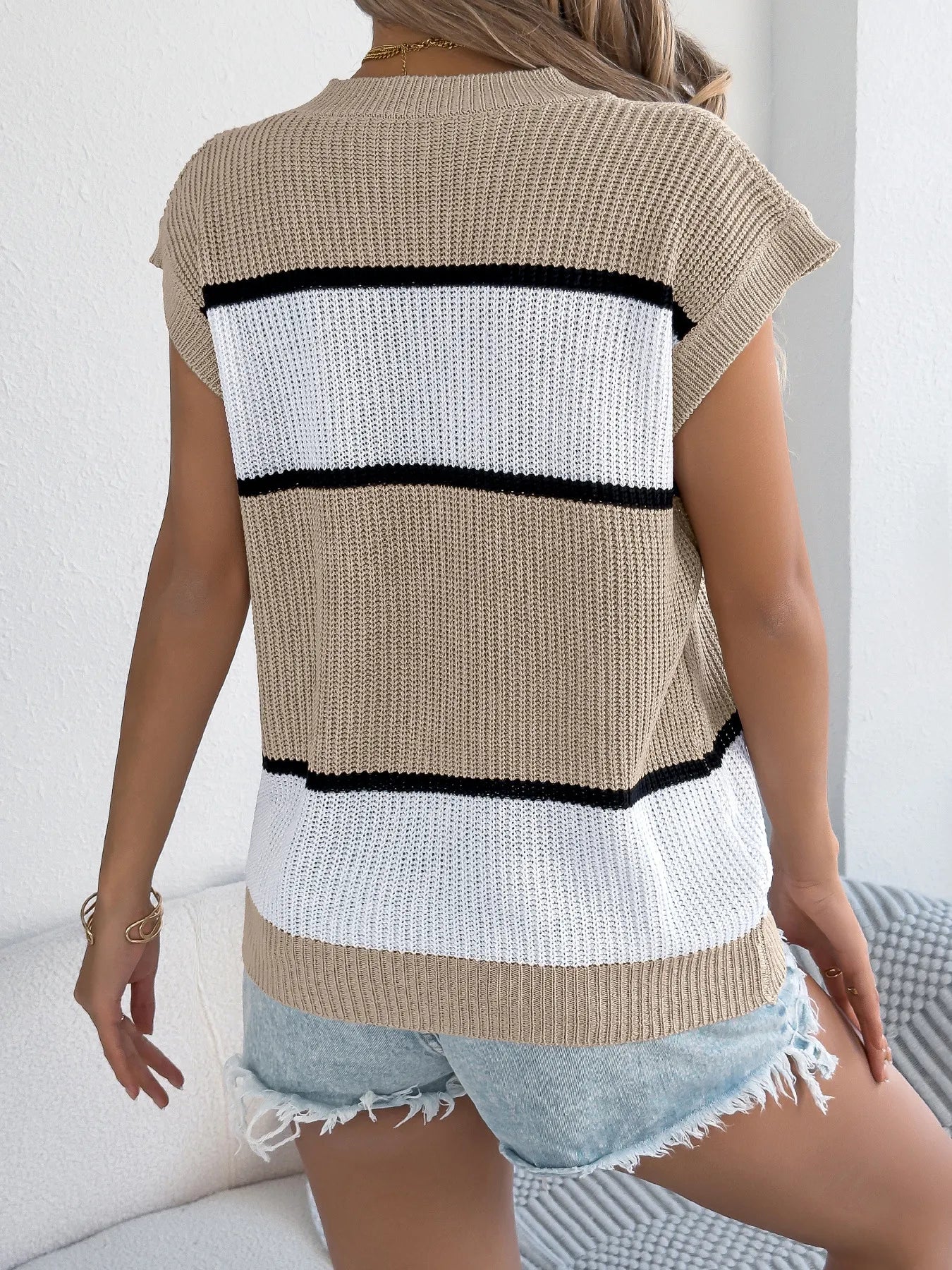 Clara – Pull Léger en Maille Côtelée à Rayures