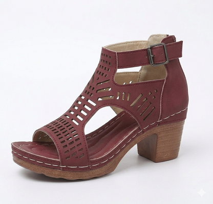 Sandales Ajourées à Talons Bloc